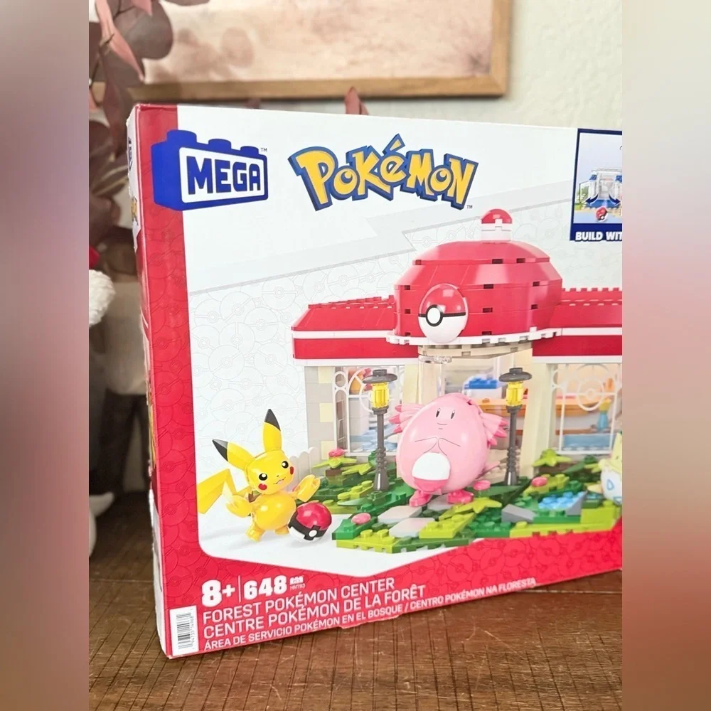 MEGA Pokemon Building Toy Kit, Forest Pokemon Center (648 Pieces) with 4 Action